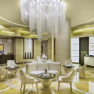 Apart Otel Damac Maison Cour Jardin, Dubai
